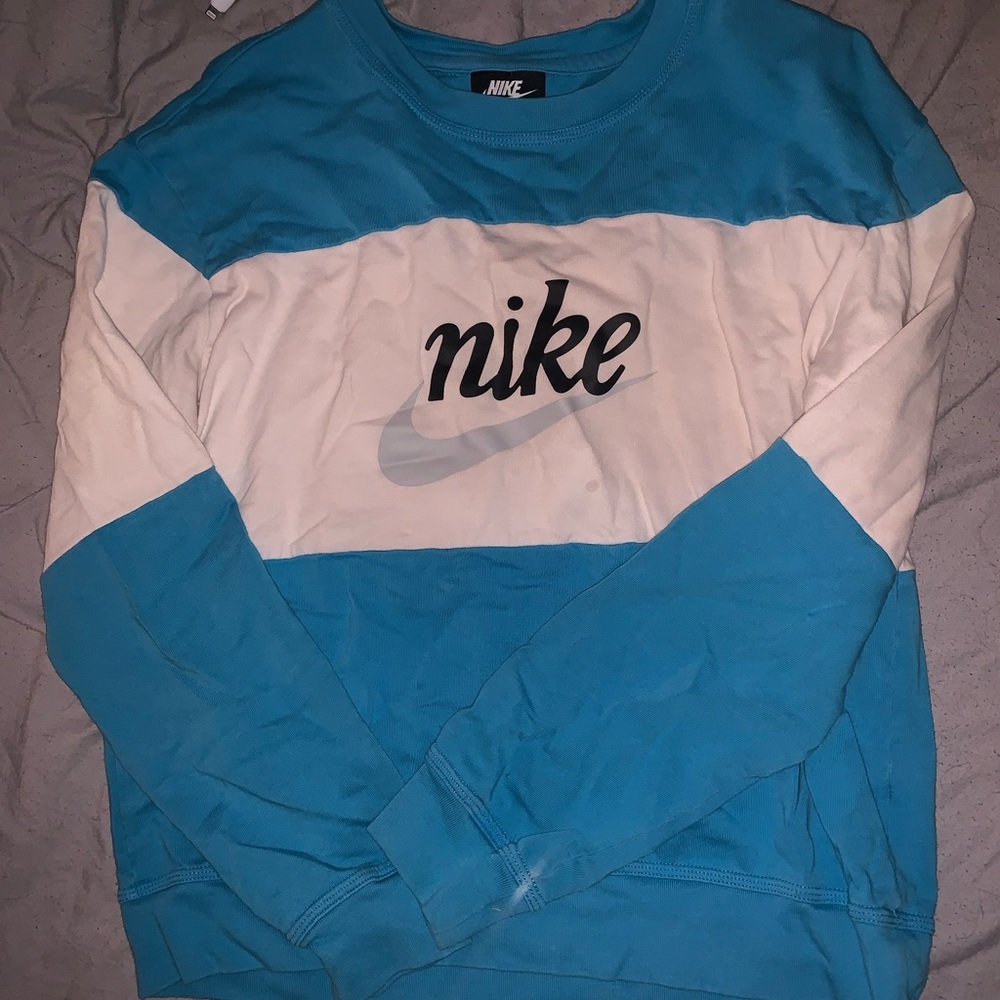 Nike Men's Two-Tone Blue and White Crewneck Sweater